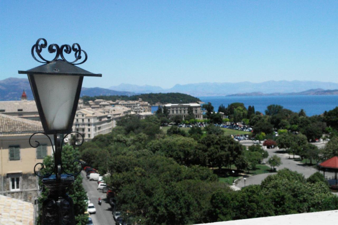 卡瓦利瑞酒店 Corfu  外观 照片
