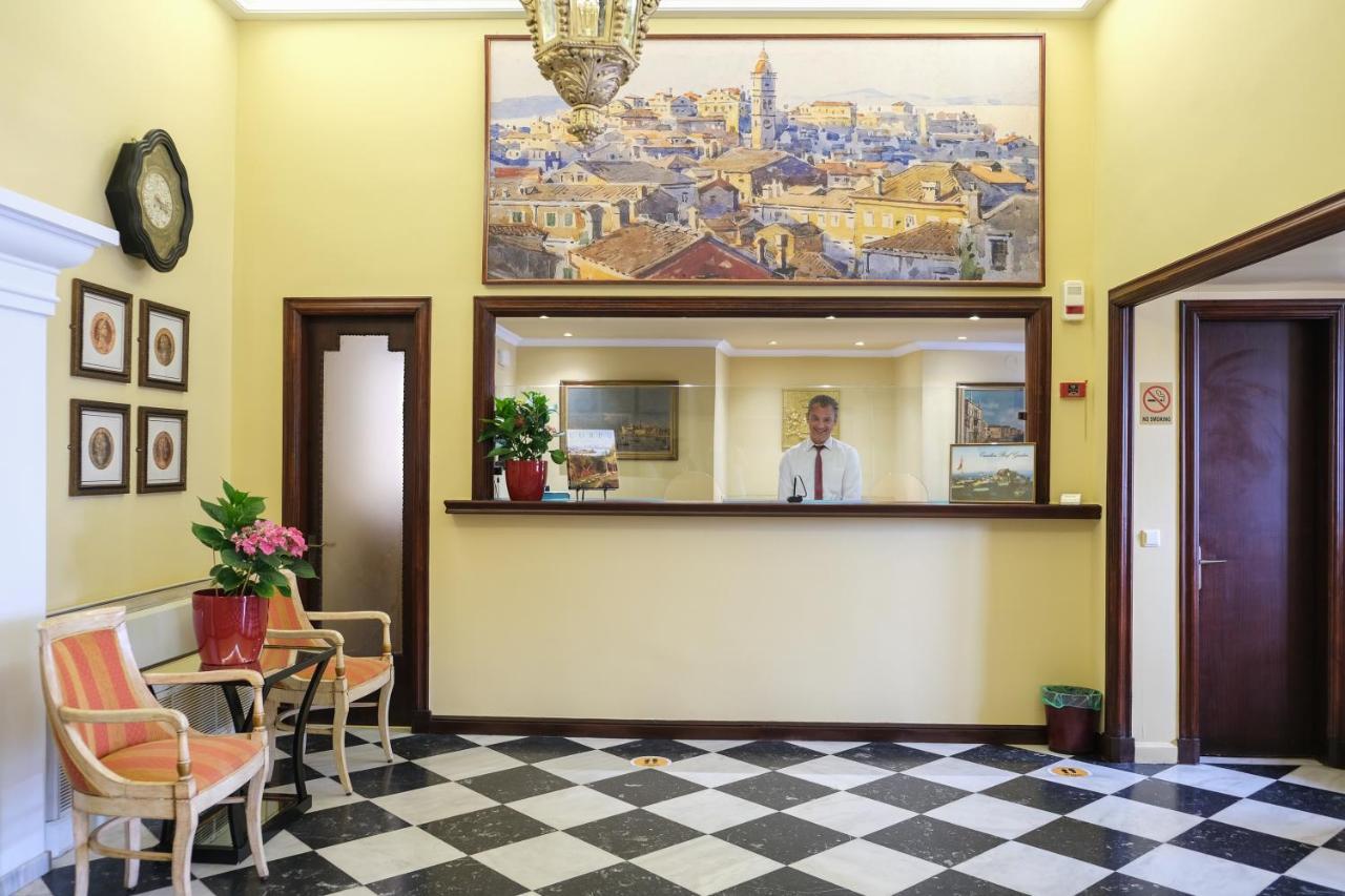 卡瓦利瑞酒店 Corfu  外观 照片