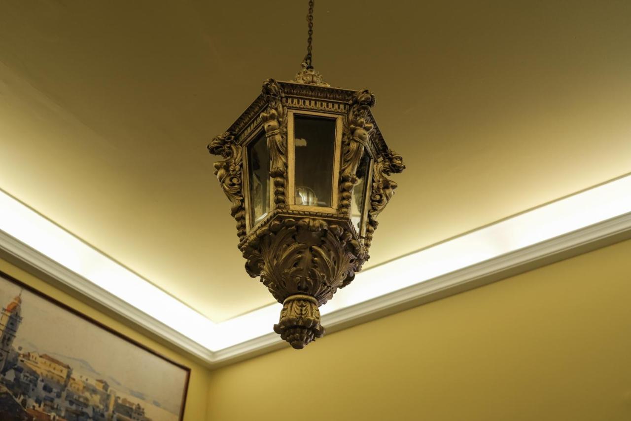 卡瓦利瑞酒店 Corfu  外观 照片