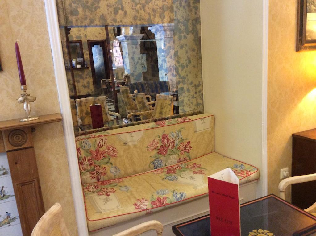 卡瓦利瑞酒店 Corfu  外观 照片