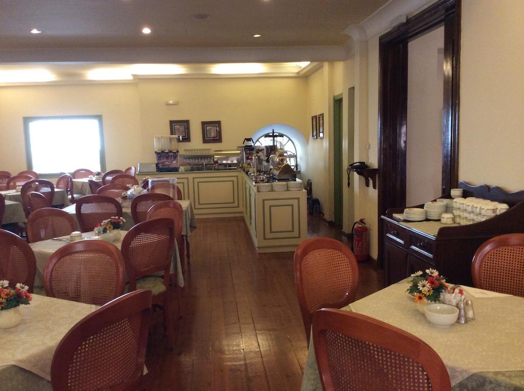卡瓦利瑞酒店 Corfu  外观 照片